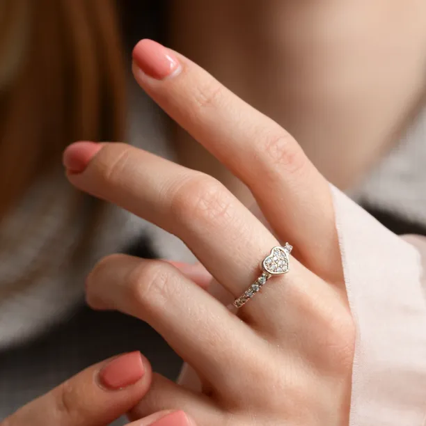 Zlatý prsten s diamanty ERIA Image