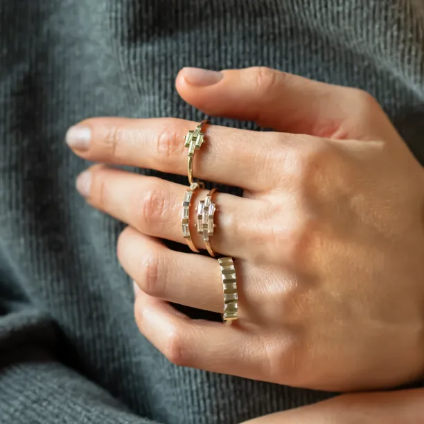 Netradiční prsten s baguette moissanity VANNES Image