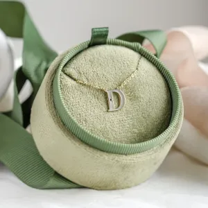 Zlatý náhrdelník s písmenkem a diamantem VERTE Thumbnail