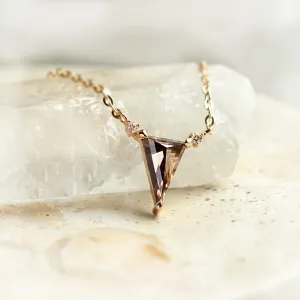 Zlatý náhrdelník s hnědým lab grown diamantem TIM