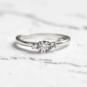 Zlatý prsten s diamanty ARETE