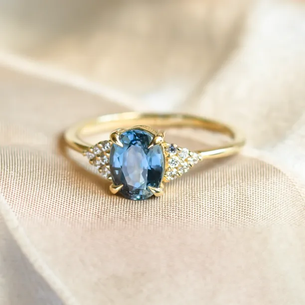 Blue sapphire and diamond engagement ring STEFANIE Image