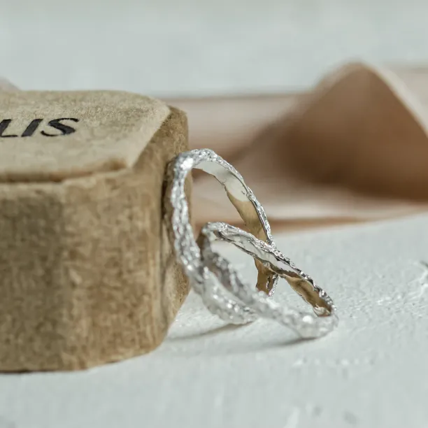 Minimalist wedding rings FLATEN Image