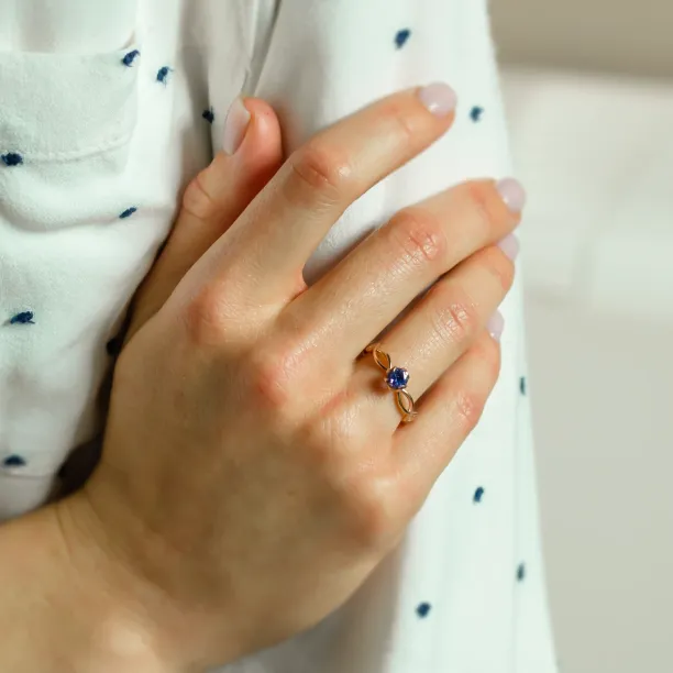 Zlatý prsten s tanzanitem QUEENA Image