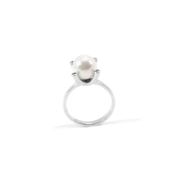 Pearl ring with diamonds ASTA Image