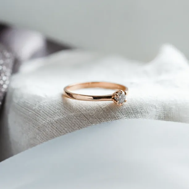 Zásnubní prsten z bílého zlata s diamantem 0.16ct FISKA Image