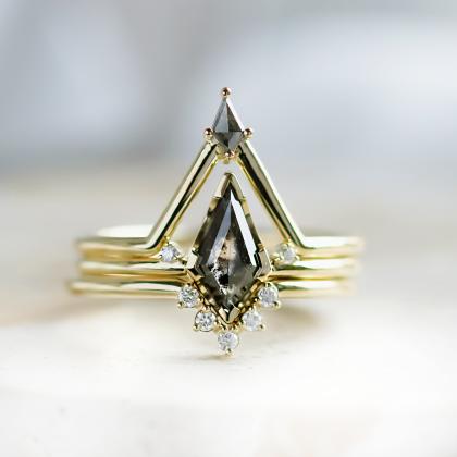 Zásnubní sety: Prsteny, které pro sebe byly stvořeny