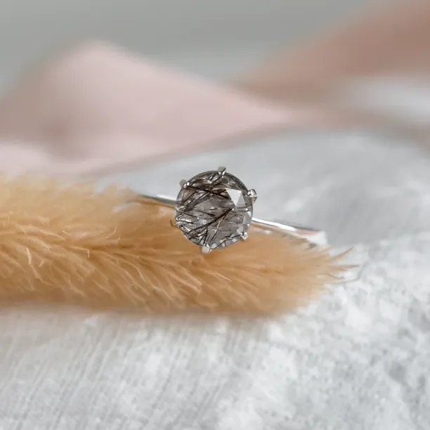 Rutile quartz gold ring OLLY Image