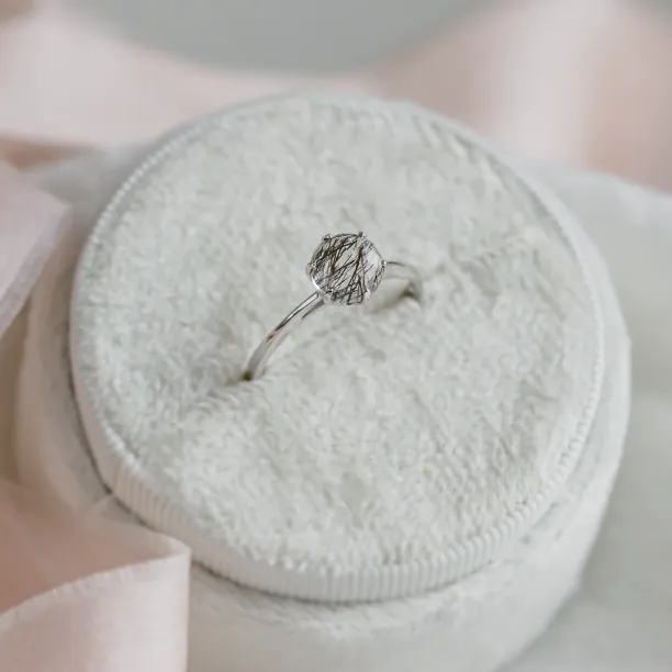 Rutile quartz gold ring OLLY Image