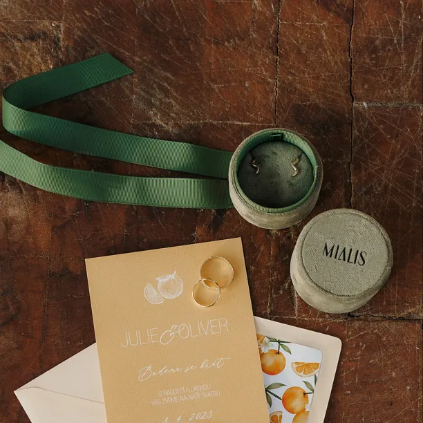 Minimalistické zlaté náušnice vlnky MIGNON Image