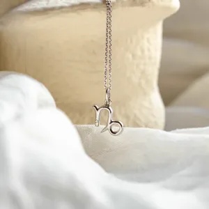 Zlatý přívěsek s diamantem KOZOROH Thumbnail