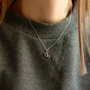 Zlatý přívěsek s diamantem KOZOROH Thumbnail