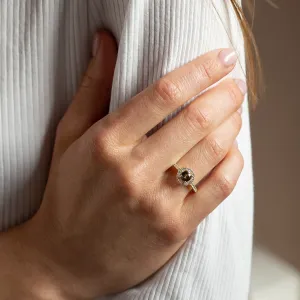 Sapphire and diamond halo ring GISE