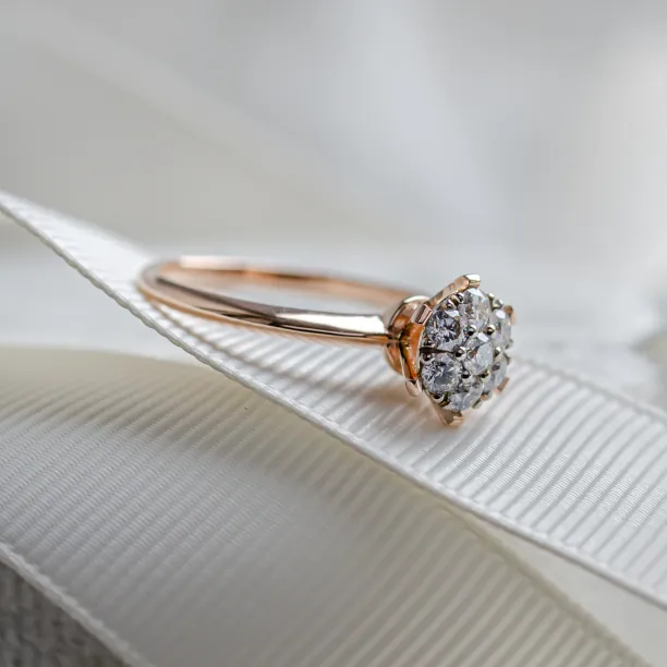 Elegant ring with pavé moissanites AUDREY Image