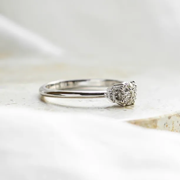 Gold engagement ring with pavé moissanites BOOGIE Image