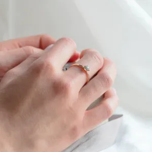 Pavé zásnubní prsten s moissanity LUCY Thumbnail