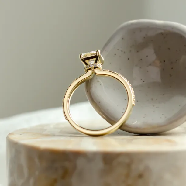 Luxusní zásnubní prsten z lab grown diamantů ARABELLA Image