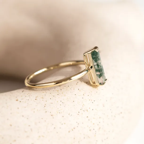Minimalist moss agate ring HERMIONE Image