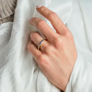 Gold ring with laboratory sapphire in baguette shape CYNTHIA Thumbnail