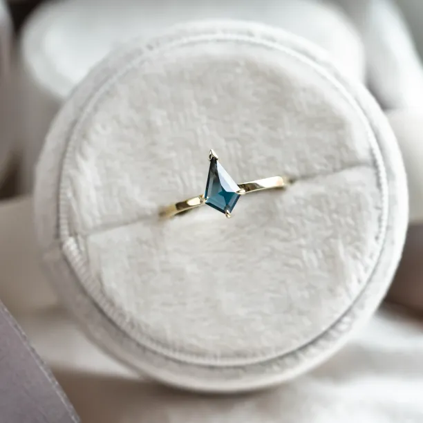 Gold ring with London blue topaz in kite shape KINGSTONE Image