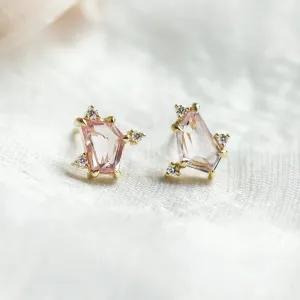 Zlaté náušnice s asymetrickými safíry a diamanty KAIA