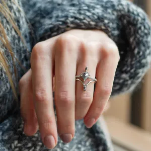 Curved gold ring with salt and pepper diamond LEILA Thumbnail