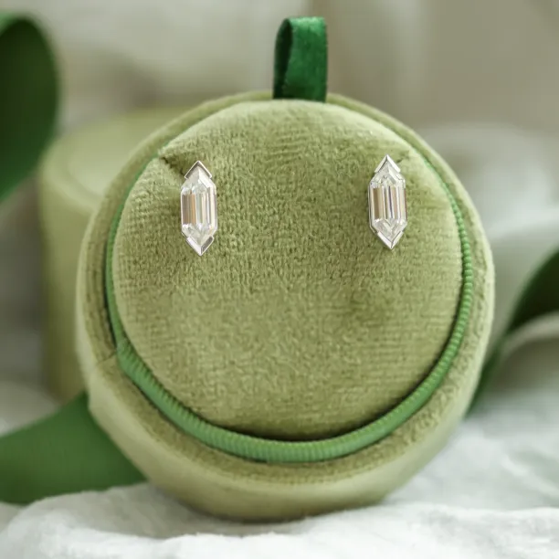 Geometric moissanite earrings SERENA Image