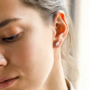 Gold kite moissanite earrings DANE Thumbnail