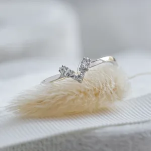 Zlatý vykrojený prsten s diamanty HELGA