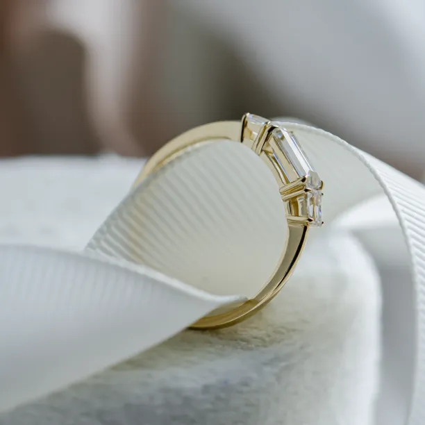 Vintage ring in art deco style with lab-grown diamonds VISION Image