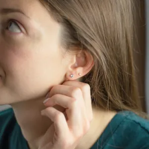 Classic earrings with lab-grown diamonds FENIX Thumbnail
