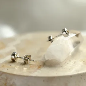 Gold earrings with lab-grown diamonds in bezel style BRESCIA Thumbnail