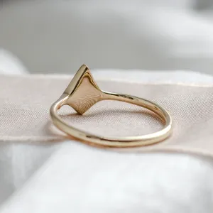 Minimalist engagement ring with salt and pepper diamond ARIZONA Thumbnail