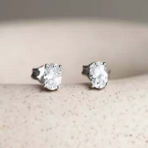 Gold minimalist earrings with oval lab-grown diamonds CARO