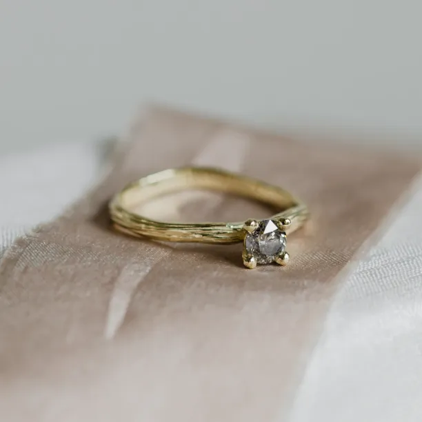 Gold branch ring with salt and pepper diamond ROWYN Image