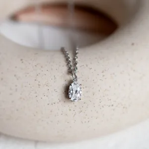 Gold pendant with oval lab created diamond VIV Thumbnail