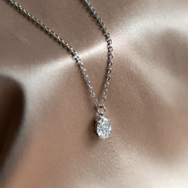 Gold pendant with oval lab created diamond VIV Image
