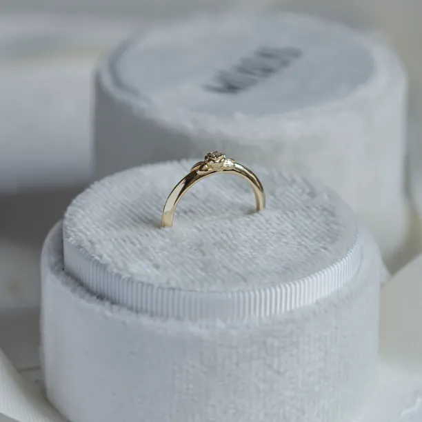 Gold lab-grown diamond engagement ring ROSI Image