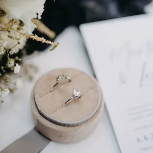 Curved wedding ring with salt'n'pepper diamonds ENZO Thumbnail