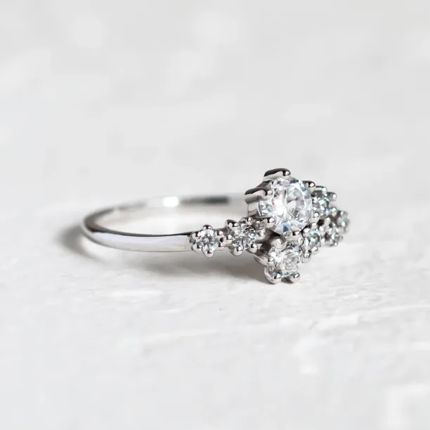 Vintage cluster lab-grown diamond ring LUST Image
