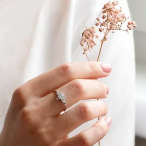 Romantic engagement ring with lab-grown diamonds POMPI Thumbnail