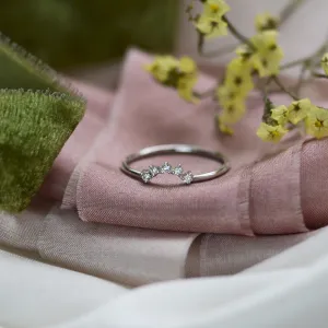 Curved diamond wedding ring EMILIANO