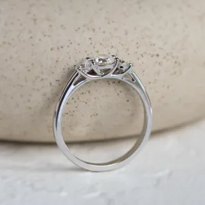 Gold lab-grown diamond engagement ring VIRBO Thumbnail