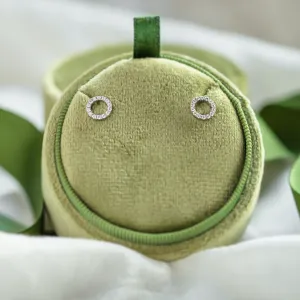 Circle diamond stud earrings CARLEEN Thumbnail