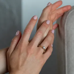 Luxury lab-grown diamond engagement ring LUCIENNE