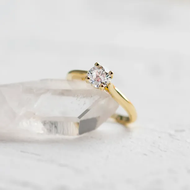 Luxury lab-grown diamond engagement ring LUCIENNE Image