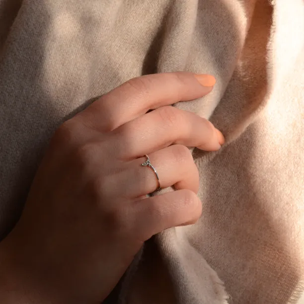 Minimalist gold ring with diamonds JANIS Image