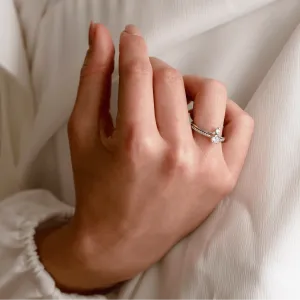 Fine gold ring with diamonds JANIZ Thumbnail