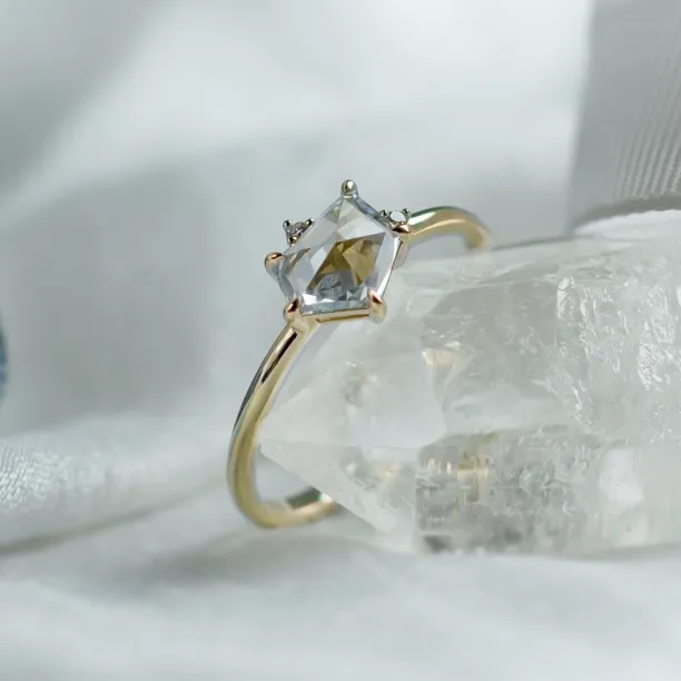 Unusual engagement ring with white sapphire in atypical shape MARIAH Image