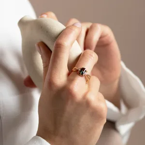 Výrazný zlatý vintage prsten se zeleným safírem a diamanty BAROQUE Thumbnail